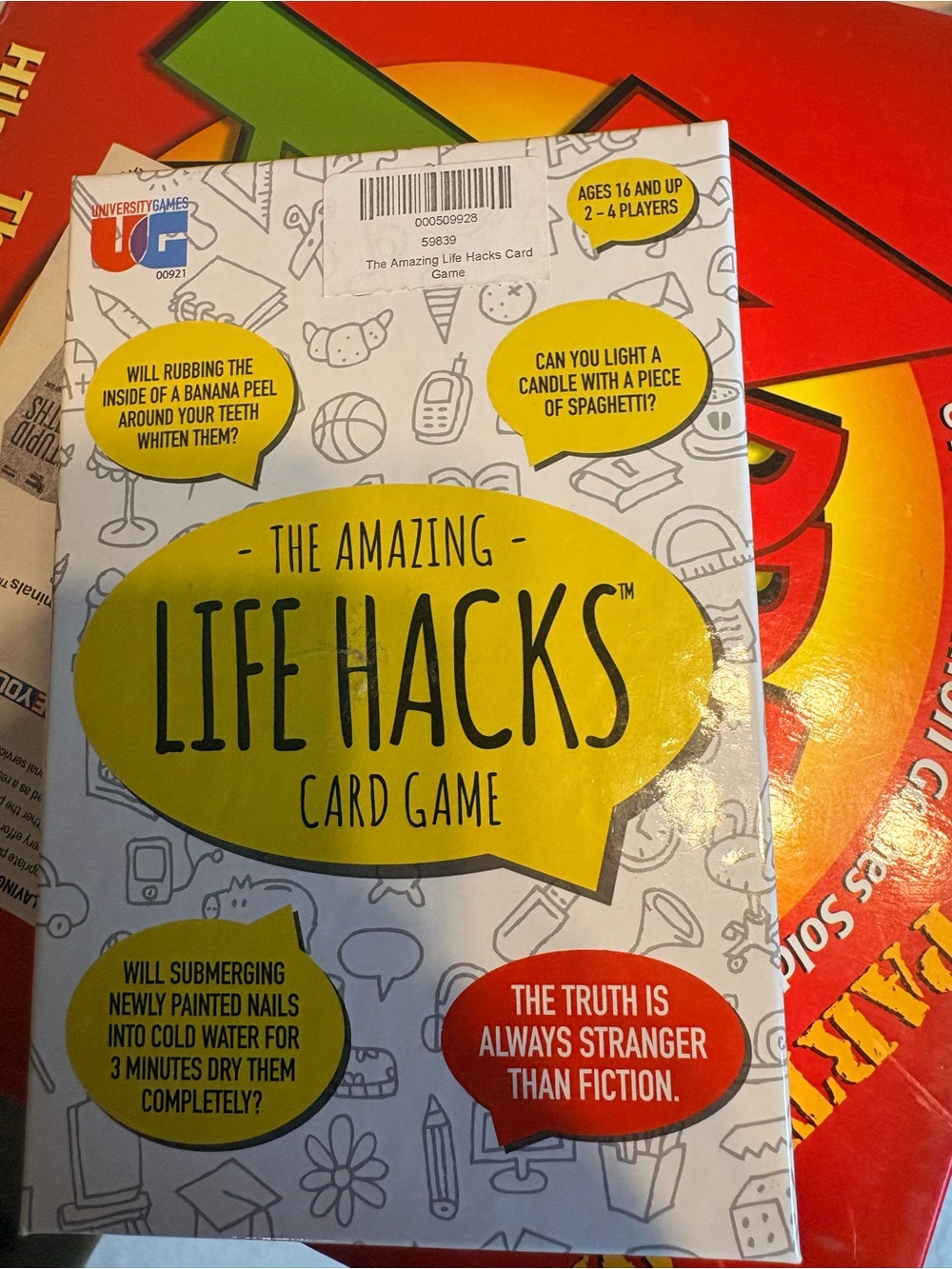 The Amazing Life Hacks Card Game - Yellow by University Games